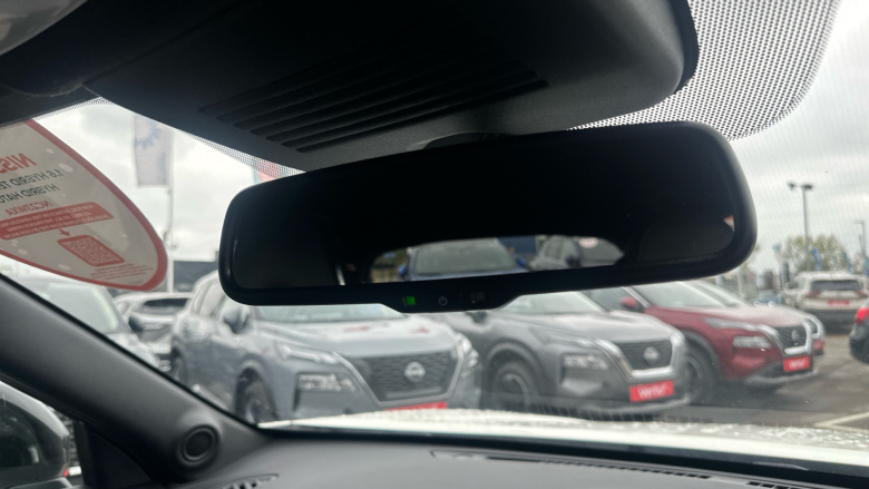 Nissan Juke 1.6 Hybrid Tekna 5dr Auto Hybrid Hatchback